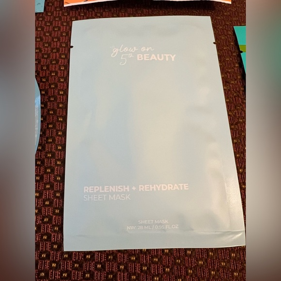 Assorted Face Masks - Picture 5 of 7